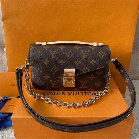 louis vuitton east west bag
